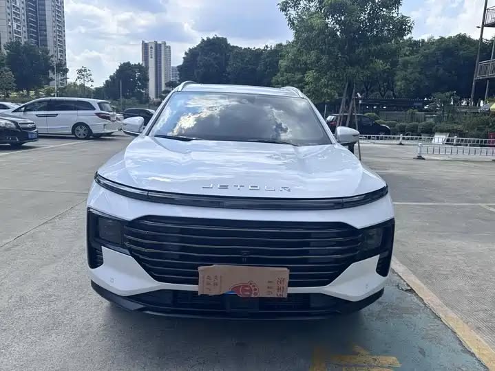 Jetour X70 PLUS 2025 Model 1.5T Flagship Edition 7-Seater